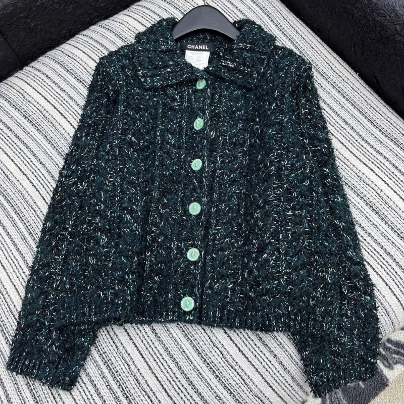 Ch**el outwear